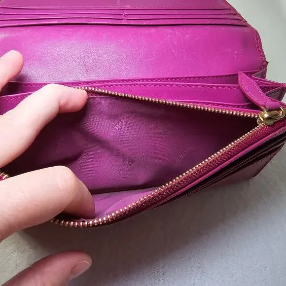 Burberry Patent Leather Heritage Grain Penrose Continental Wallet Pink - Picture 16 of 16